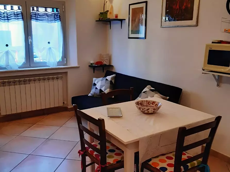 Immagine 10 di Appartamento in vendita  a Siena