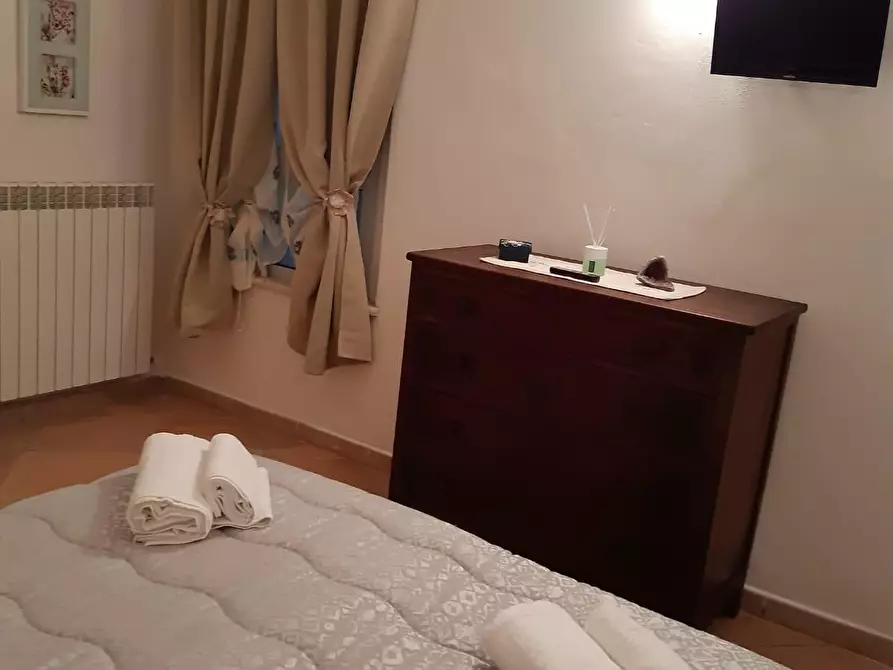 Immagine 17 di Appartamento in vendita  a Siena