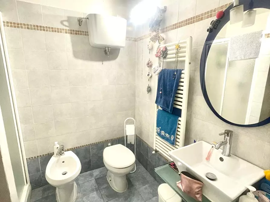 Immagine 5 di Appartamento in vendita  a Siena