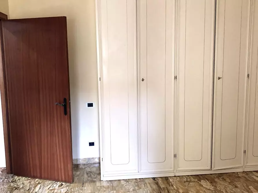 Immagine 18 di Appartamento in vendita  a Siena