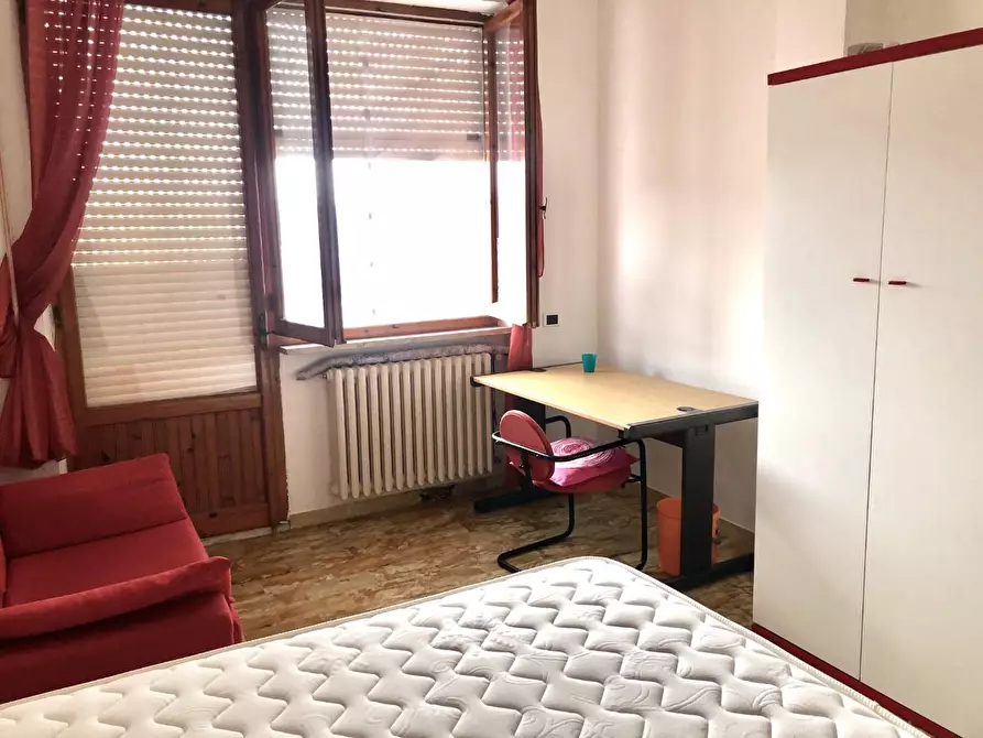 Immagine 7 di Appartamento in vendita  a Siena