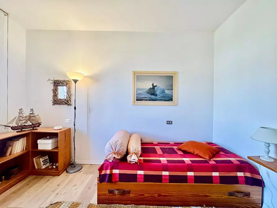 Immagine 21 di Appartamento in vendita  a Seravezza