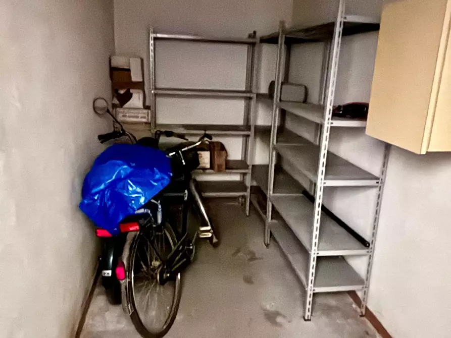 Immagine 21 di Appartamento in vendita  a Pontedera