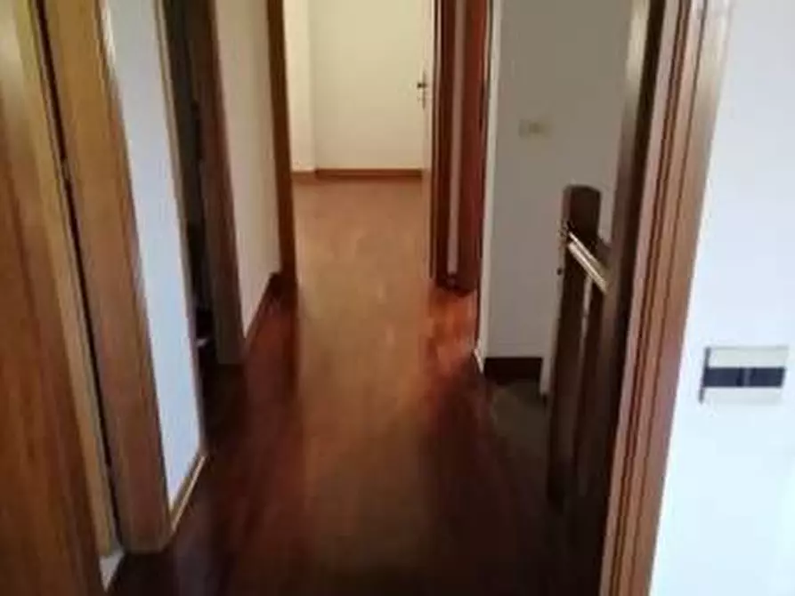 Immagine 11 di Appartamento in vendita  a Pontedera