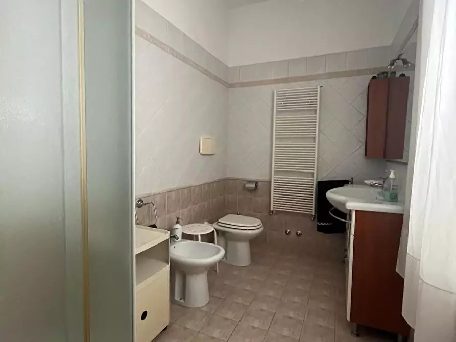 Immagine 10 di Casa bifamiliare in vendita  a Massa