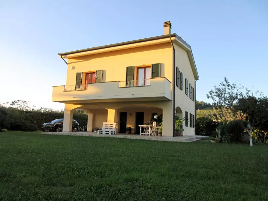 Immagine 1 di Villa in vendita  a Cerreto Guidi