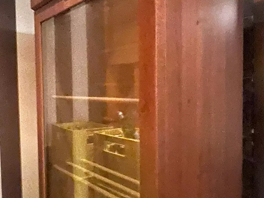 Immagine 28 di Locale commerciale in affitto  a Fucecchio