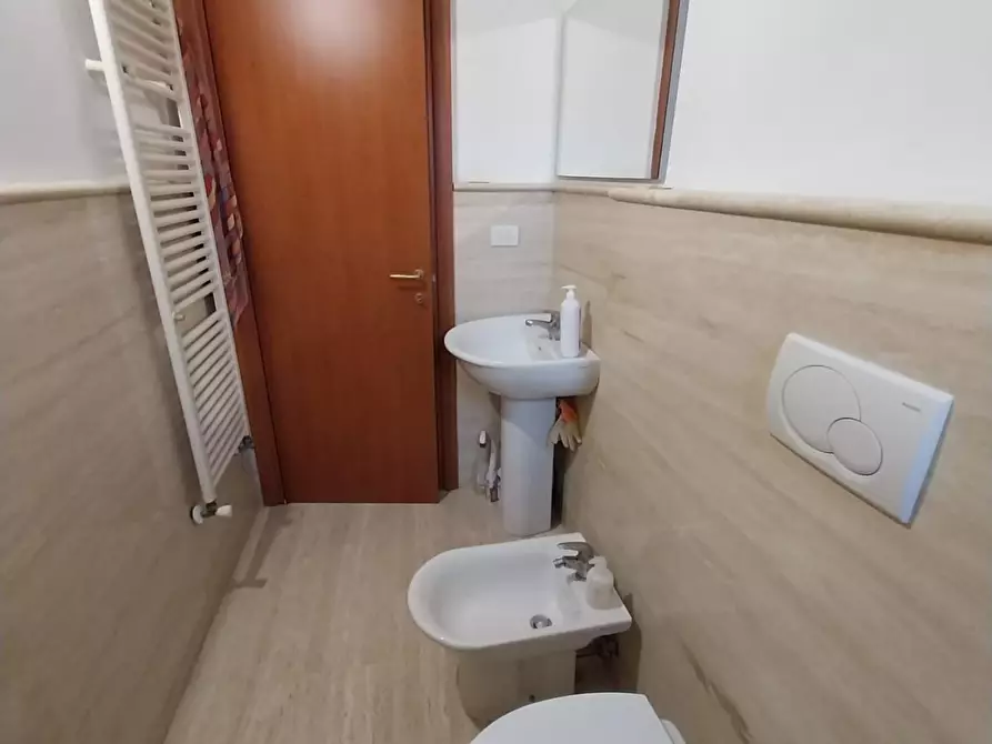 Immagine 14 di Appartamento in vendita  a Calci