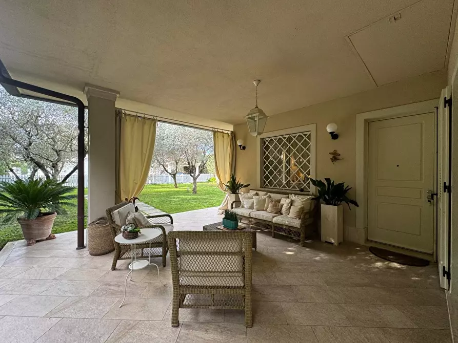 Immagine 45 di Villa in affitto  a Forte Dei Marmi