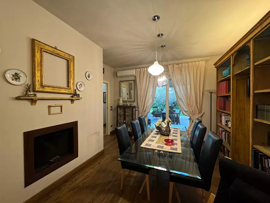 Immagine 6 di Villa in affitto  a Forte Dei Marmi