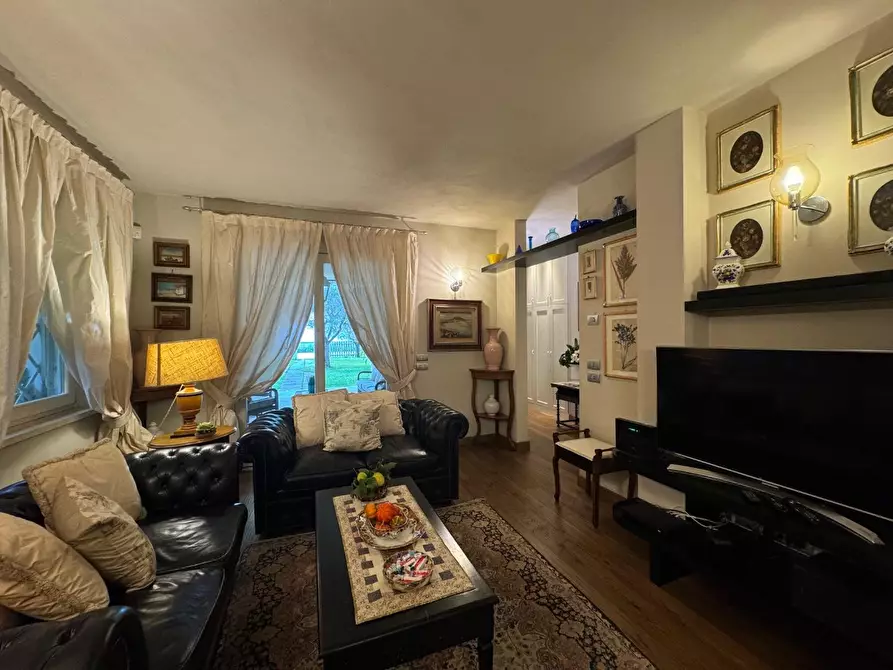 Immagine 5 di Villa in affitto  a Forte Dei Marmi