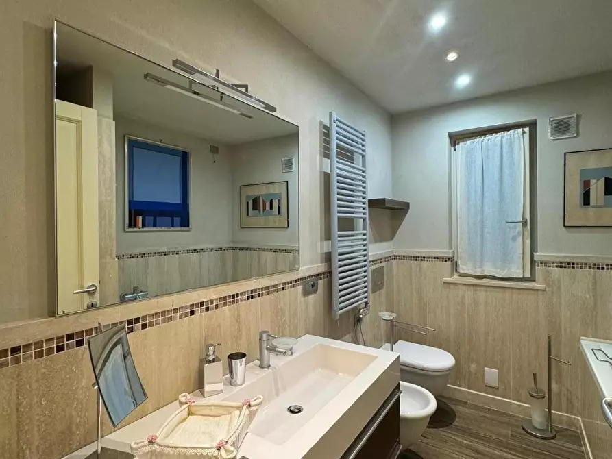 Immagine 33 di Villa in affitto  a Forte Dei Marmi