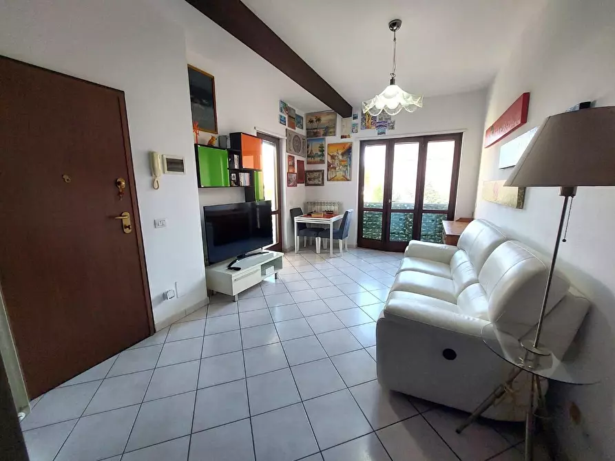 Immagine 7 di Appartamento in vendita  a Cascina