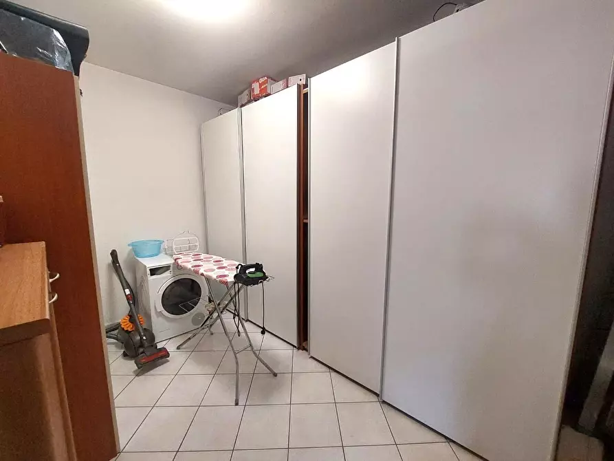 Immagine 9 di Appartamento in vendita  a Cascina