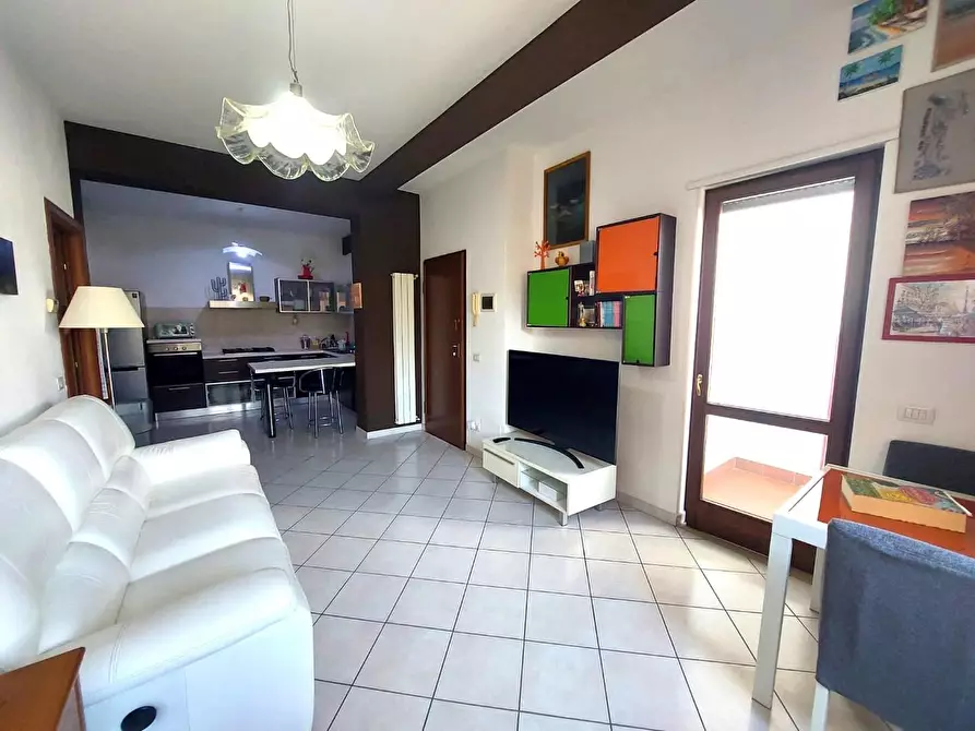 Immagine 3 di Appartamento in vendita  a Cascina