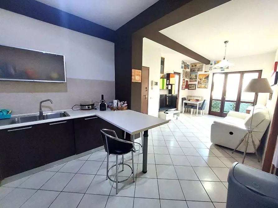 Immagine 6 di Appartamento in vendita  a Cascina