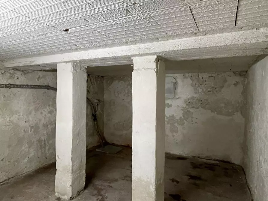 Immagine 7 di Locale commerciale in affitto  a San Miniato