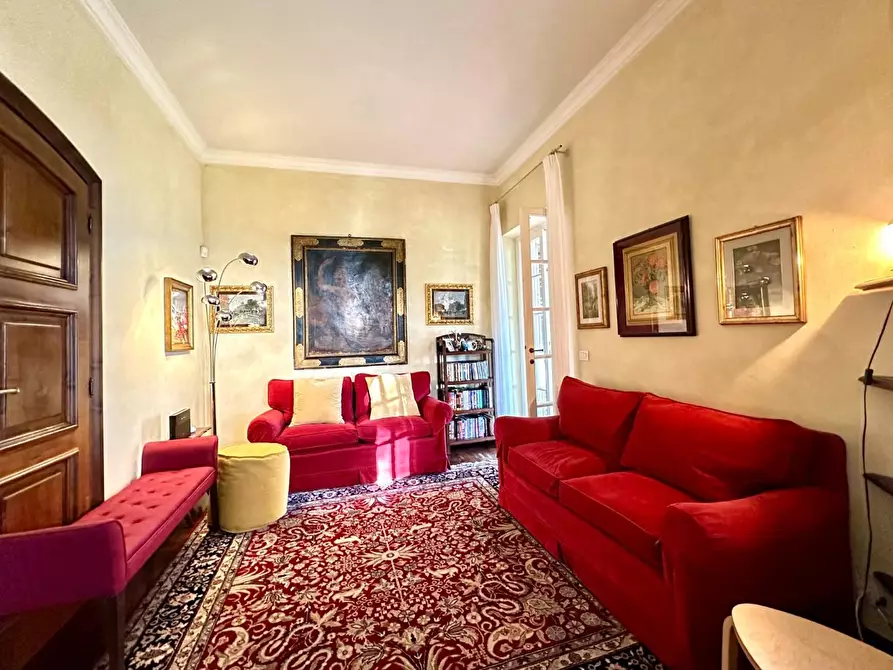 Immagine 14 di Villa in vendita  a Lucca