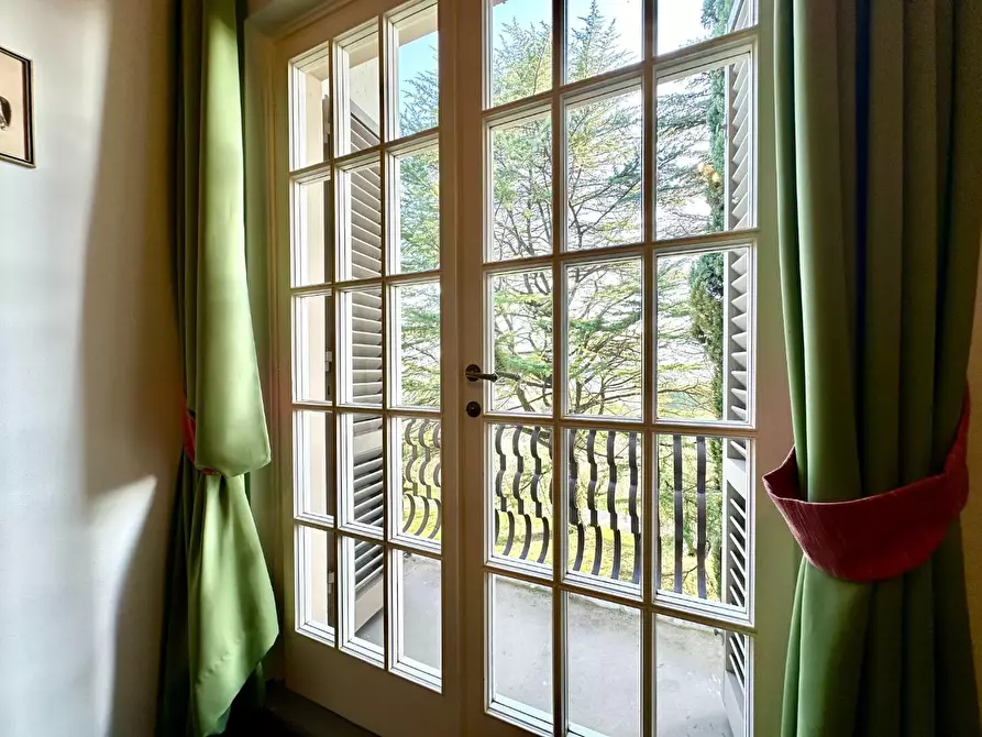 Immagine 33 di Villa in vendita  a Lucca