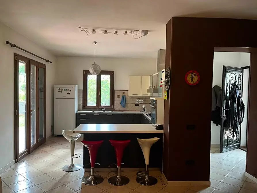 Immagine 14 di Casa bifamiliare in vendita  a Cascina
