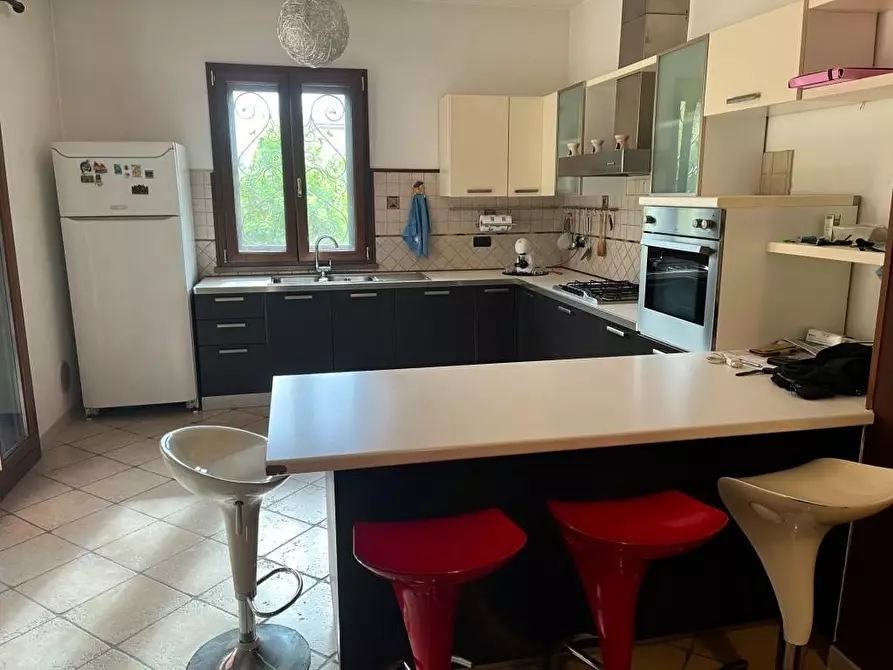 Immagine 8 di Casa bifamiliare in vendita  a Cascina