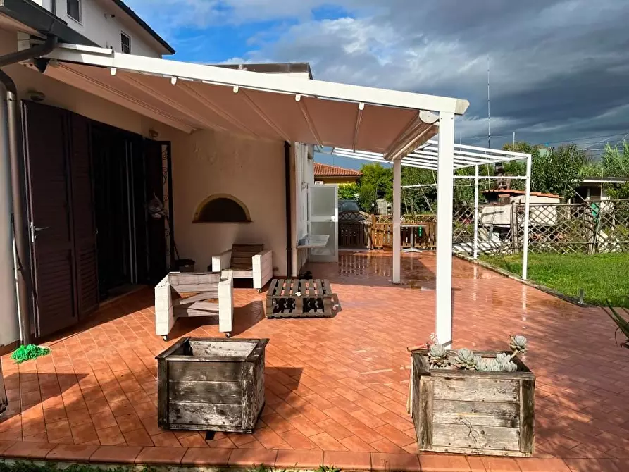 Immagine 18 di Casa bifamiliare in vendita  a Cascina