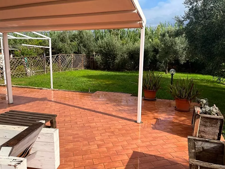 Immagine 9 di Casa bifamiliare in vendita  a Cascina