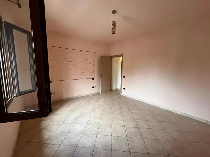 Immagine 22 di Casa bifamiliare in vendita  a Cascina