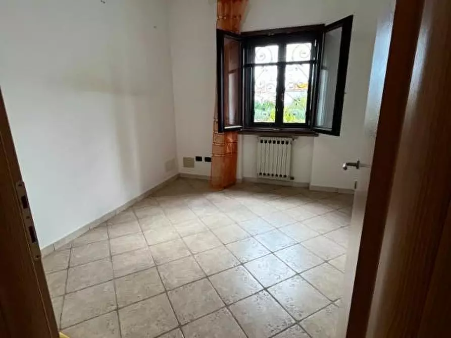 Immagine 24 di Casa bifamiliare in vendita  a Cascina