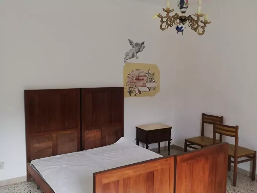 Immagine 33 di Casa indipendente in vendita  a Lucca