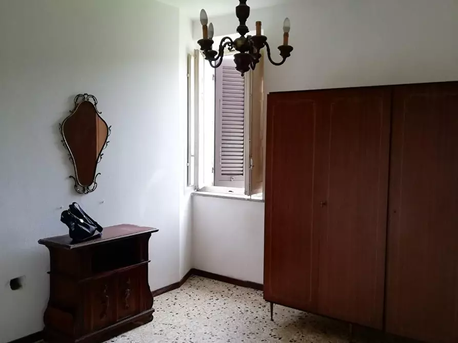 Immagine 29 di Casa indipendente in vendita  a Lucca