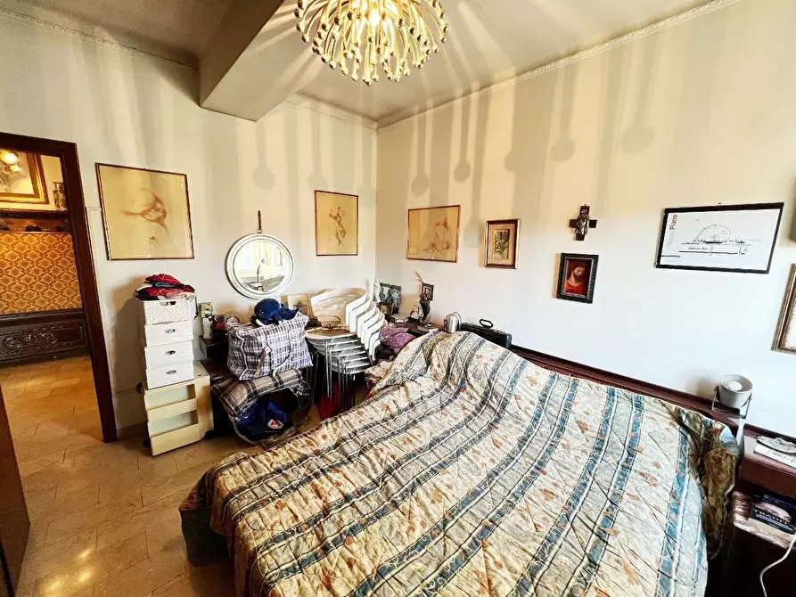 Immagine 18 di Appartamento in vendita  a La Spezia