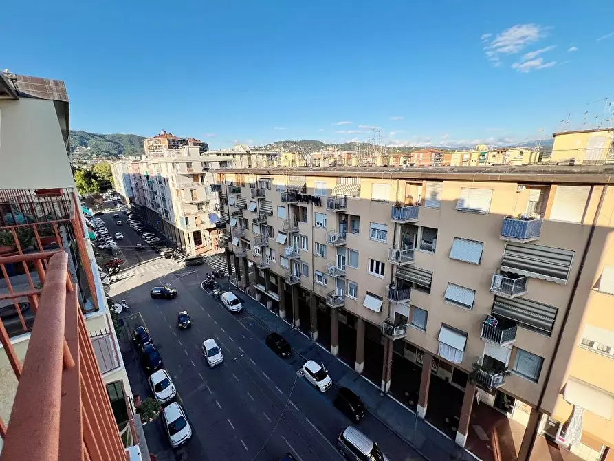 Immagine 13 di Appartamento in vendita  a La Spezia