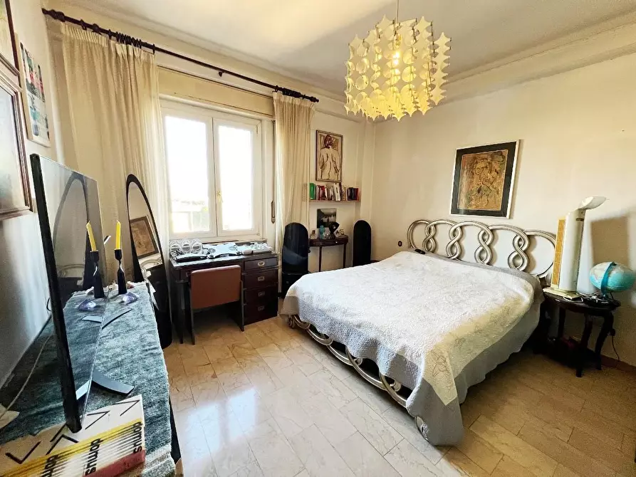 Immagine 6 di Appartamento in vendita  a La Spezia