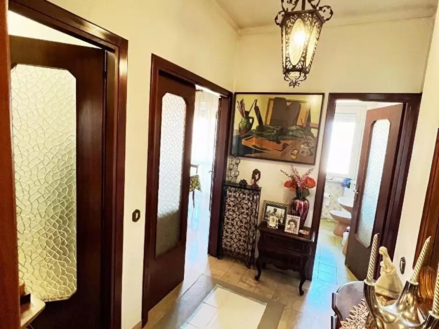 Immagine 16 di Appartamento in vendita  a La Spezia