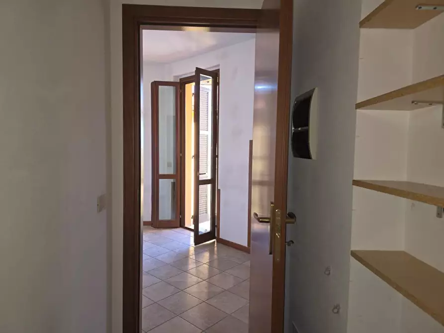 Immagine 21 di Appartamento in vendita  a Montepulciano
