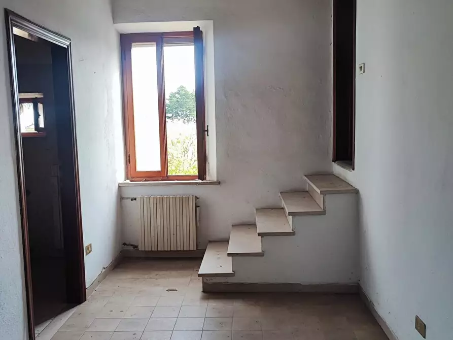 Immagine 20 di Terratetto in vendita  a Chianni