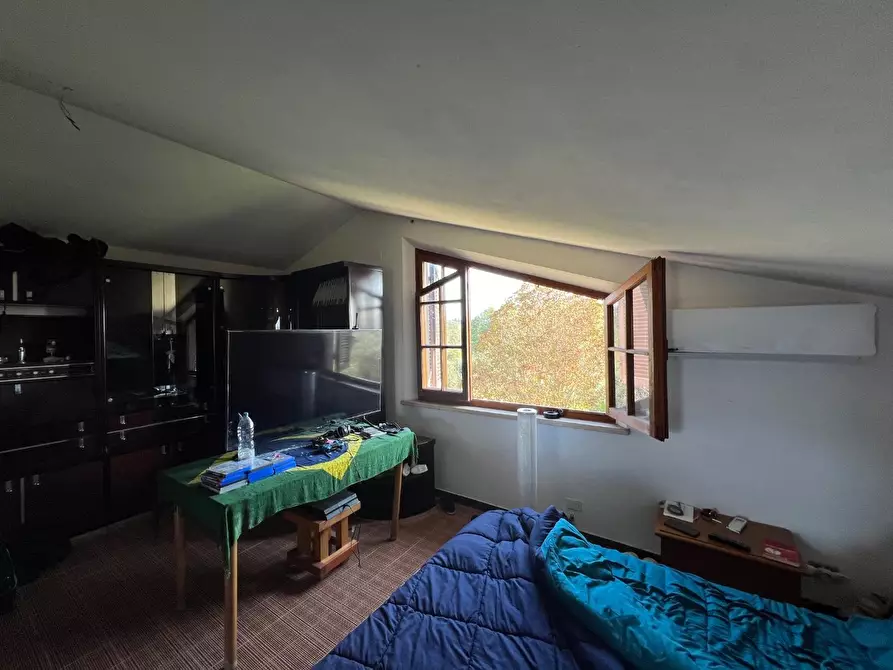 Immagine 43 di Porzione di casa in vendita  a Bientina