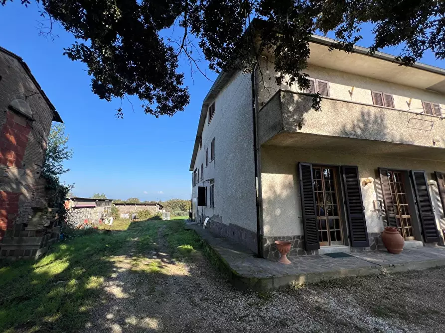 Immagine 47 di Porzione di casa in vendita  a Bientina