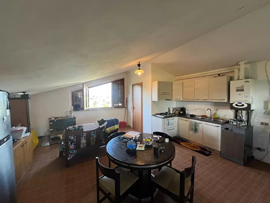 Immagine 40 di Porzione di casa in vendita  a Bientina