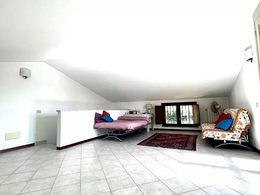 Immagine 6 di Casa bifamiliare in vendita  a Montignoso