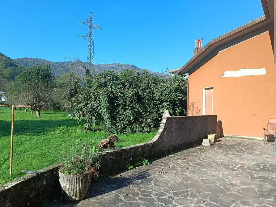 Immagine 27 di Villa in vendita  a Castelnuovo Di Garfagnana