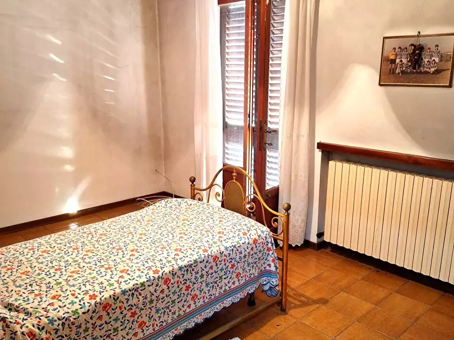 Immagine 17 di Villa in vendita  a Porcari