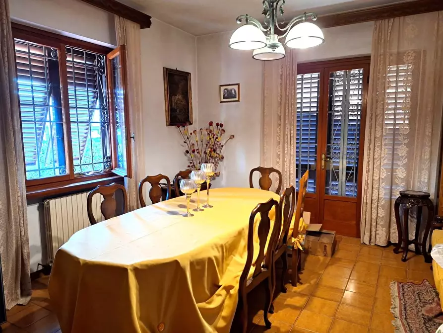 Immagine 9 di Villa in vendita  a Porcari