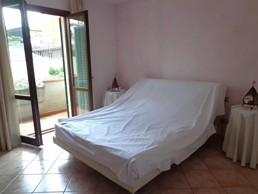 Immagine 10 di Appartamento in vendita  a Fucecchio