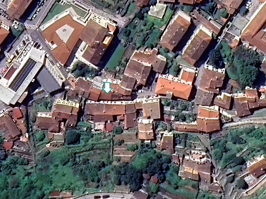 Immagine 4 di Appartamento in vendita  a Seravezza