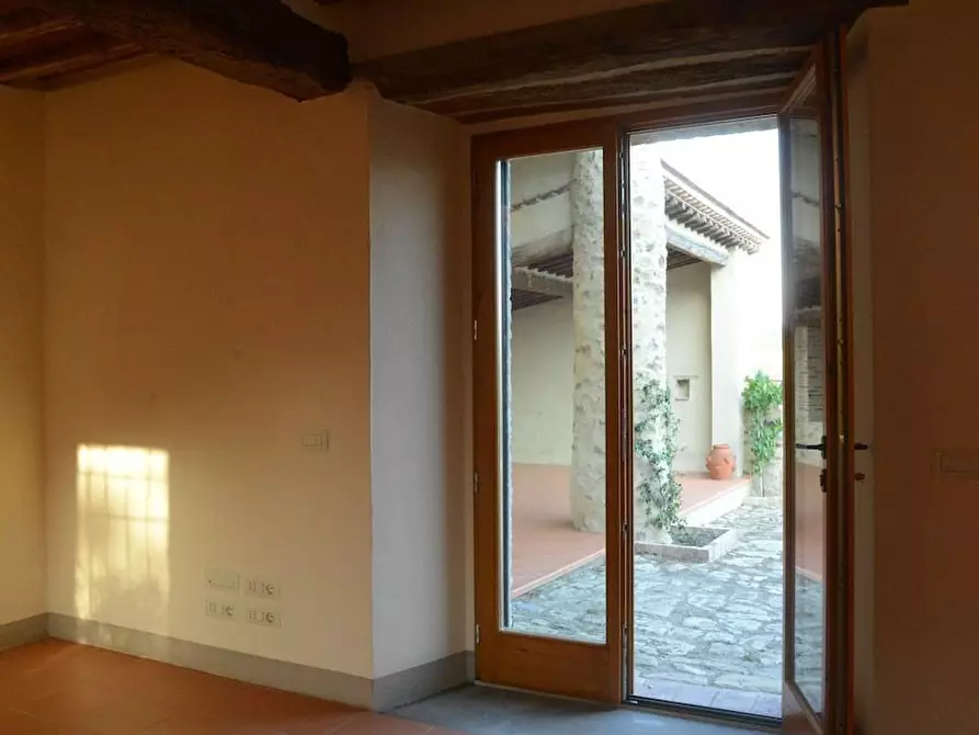 Immagine 34 di Casa colonica in vendita  a Casole D'elsa