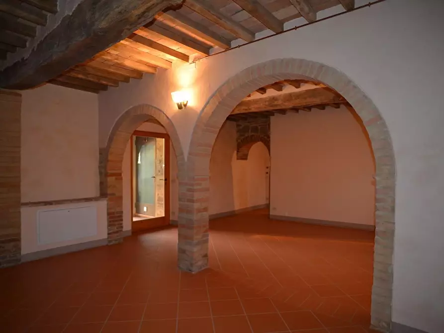 Immagine 29 di Casa colonica in vendita  a Casole D'elsa