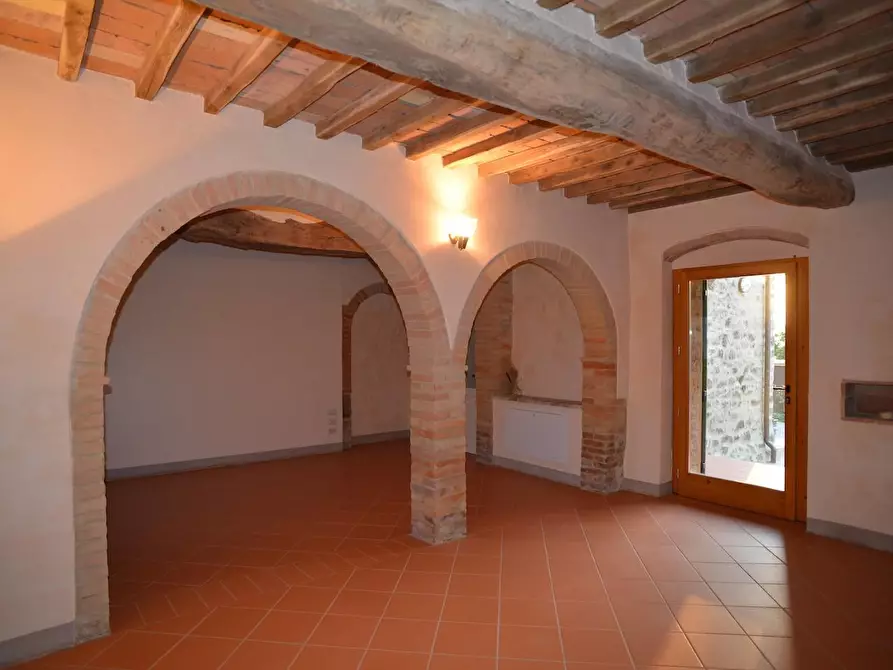 Immagine 30 di Casa colonica in vendita  a Casole D'elsa