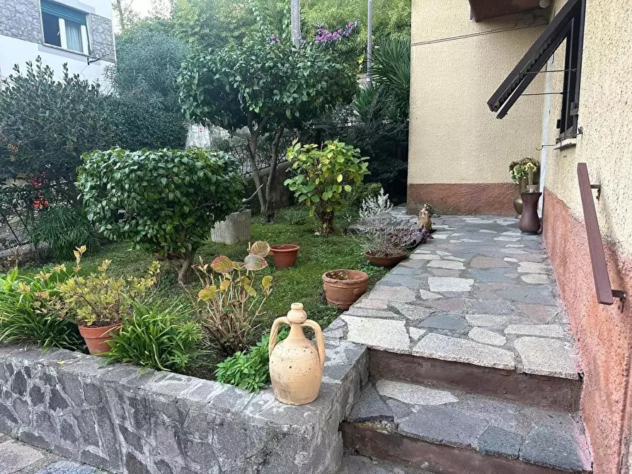 Immagine 30 di Porzione di casa in vendita  a Ameglia